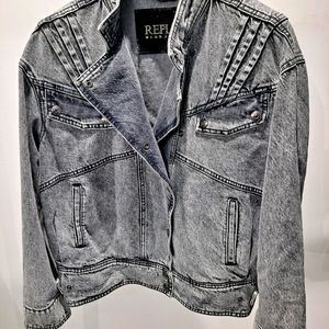 Woman's jean jacket